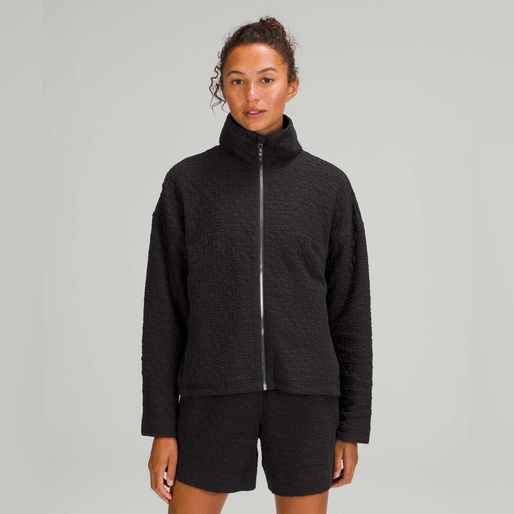 Lululemon Rippled Full Zip Jacket in Black